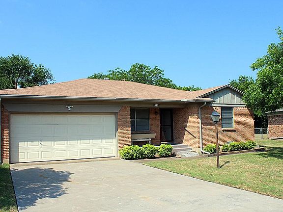 3rd image of 1114 Lodema Ln