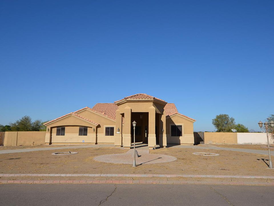 1st image of 3218 W Valley View Dr