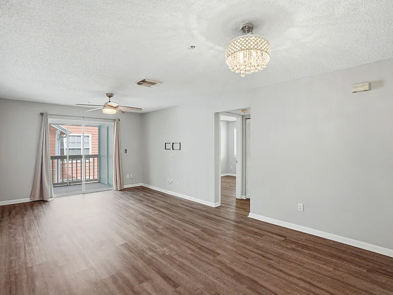 3002 W Cleveland St #B8 — Photo 10