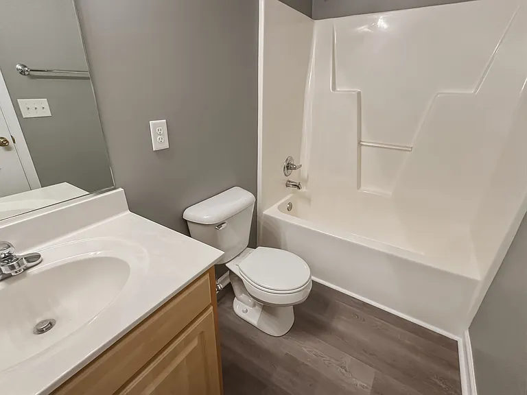 2215 Moran St — Photo 14