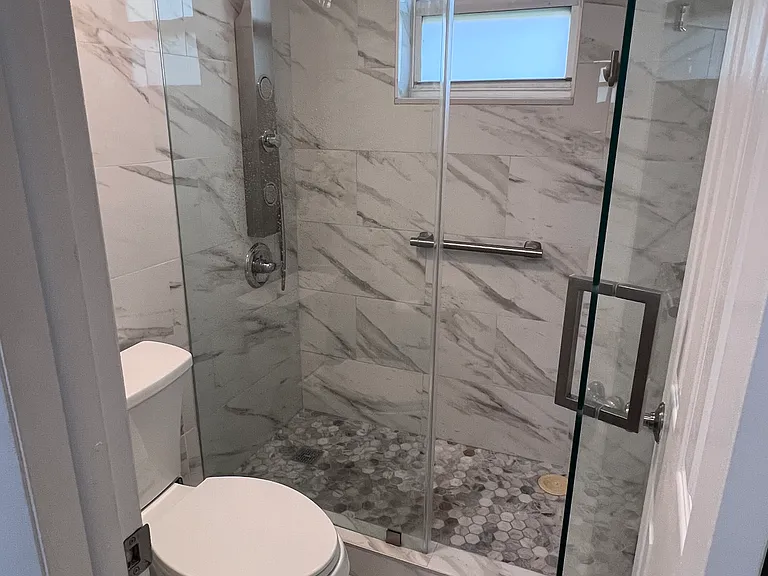 Main bathroom