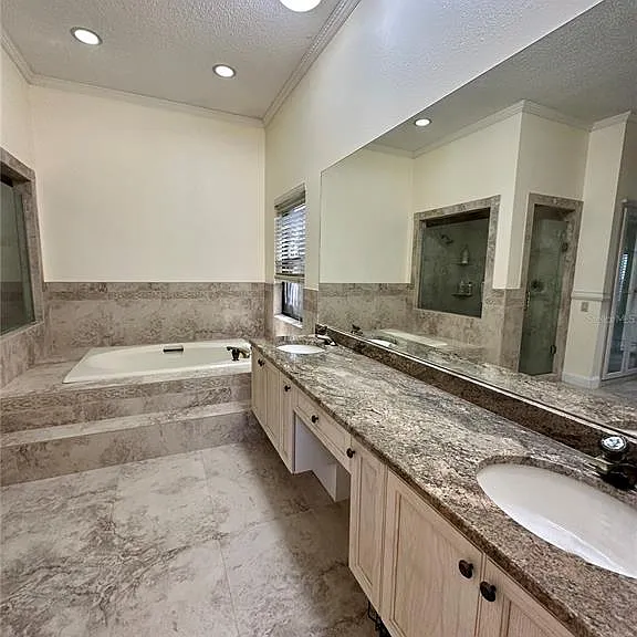 8133 Misty Oaks Blvd — Photo 11