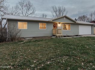 45 Independence Dr, Gillette, WY 82716