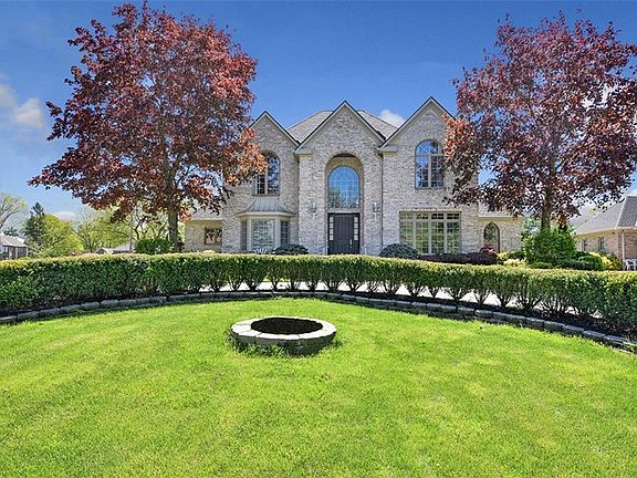 2nd image of 23433 Wingedfoot Dr
