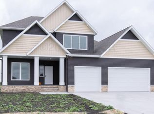2703 70th Ave S, Fargo, ND 58104