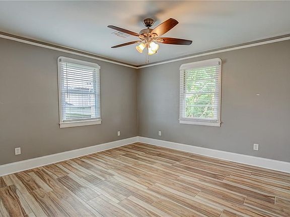 5th image of 545 Clayton Dr