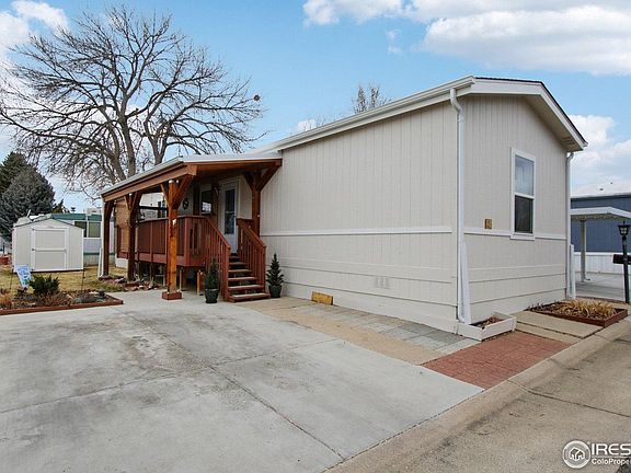 2nd image of 900 Mountain View Ave #122