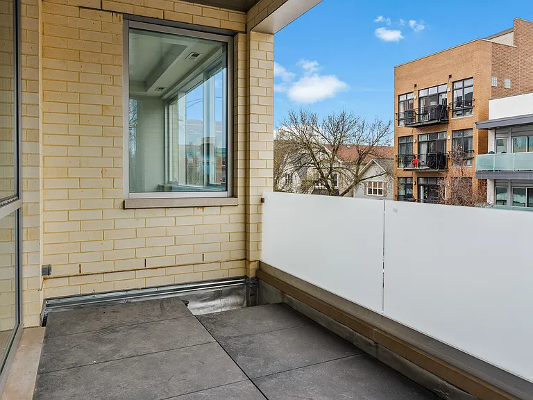 1957 N Fairfield Ave #3A — Photo 12