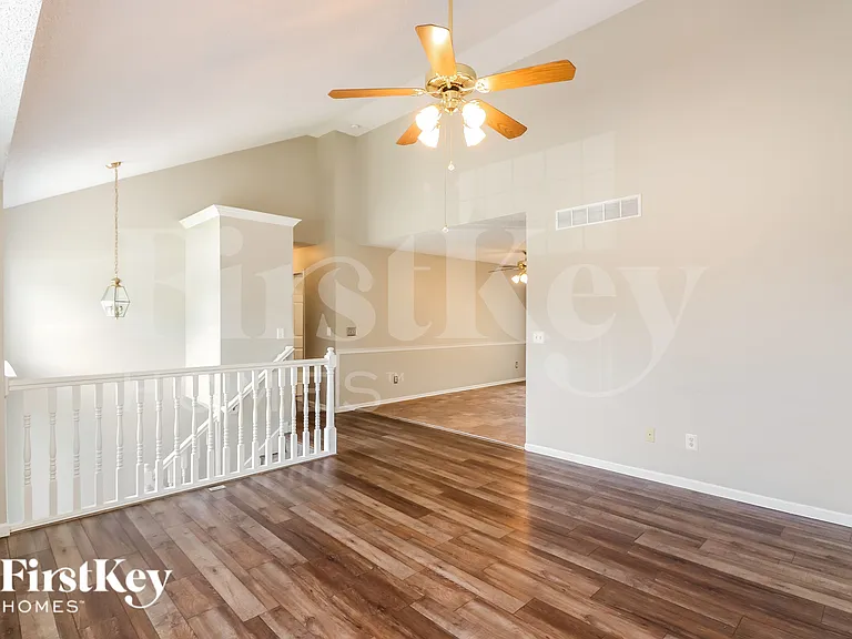 408 Preakness St — Photo 3