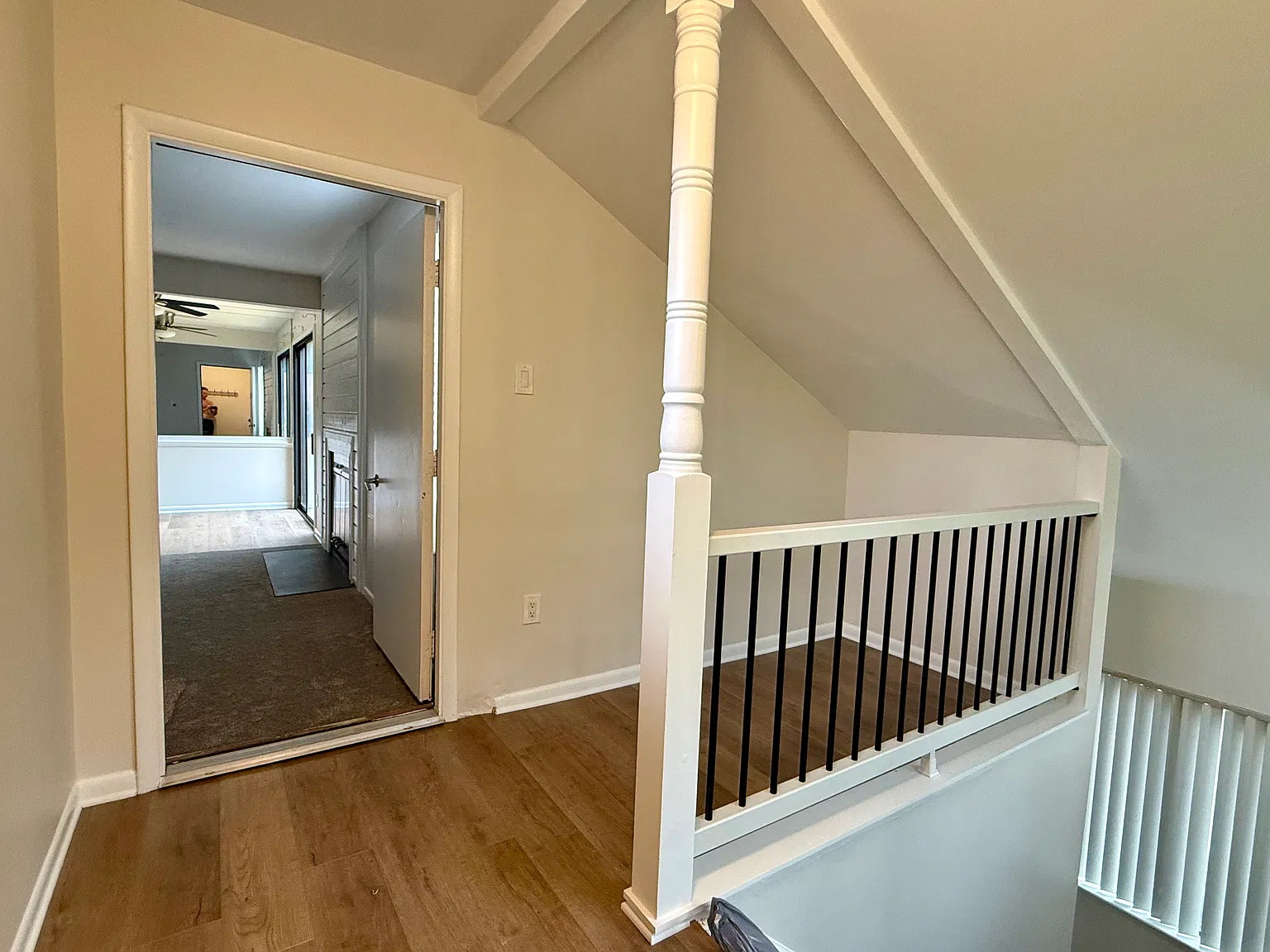 2 bed, 1021 sqft, $2,150 — Photo 2