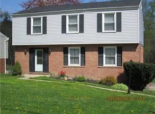 113 August Dr, Coraopolis, PA 15108