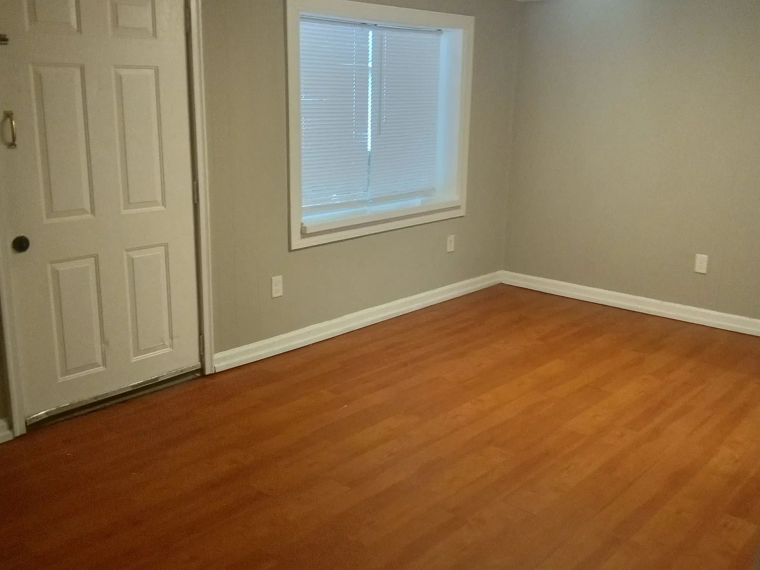 2 bed, $1,025 — Photo 2