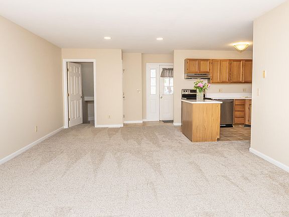 5th image of 5313 Country Club Ln