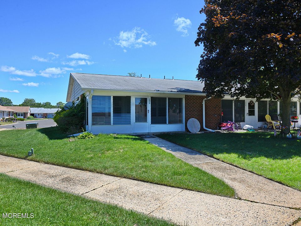1st image of 1211A Shetland Drive
