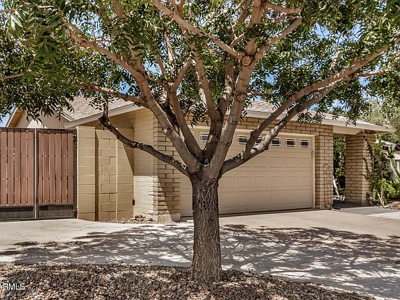 2nd image of 2256 S LAS FLORES --