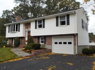 38 Mary Kennedy Dr, North Attleboro, MA 02760