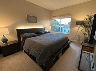88 Lakeshore Ct, Richmond, CA 94804