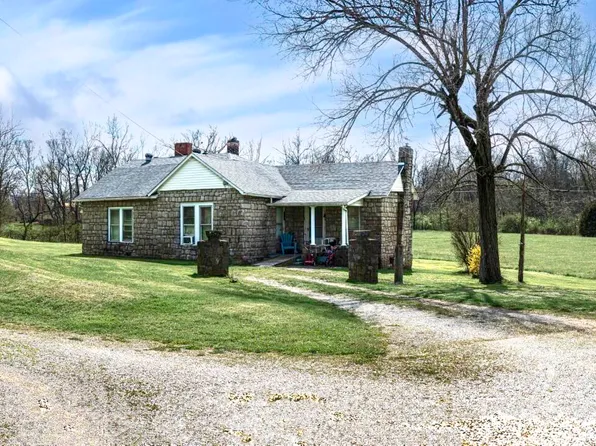 4355 McCracken Pike, Versailles, KY 40383