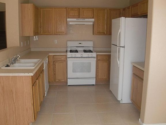 4th image of 4807 Thackerville Ave