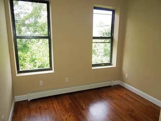 Rented by Blue Egg Realty Corp | media 4