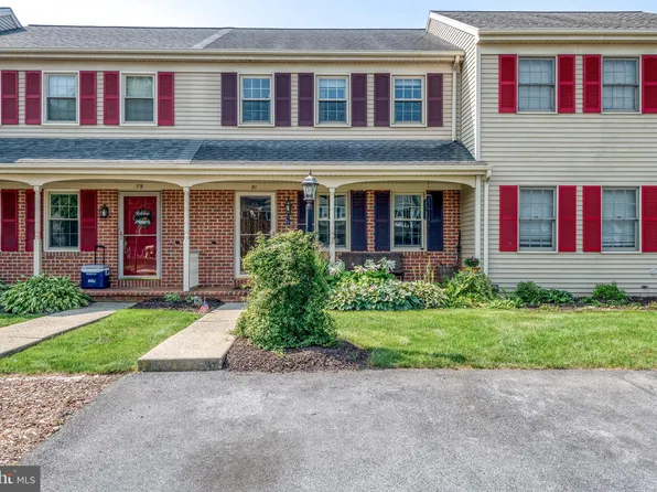 81 Robin Hill Dr, Lititz, PA 17543