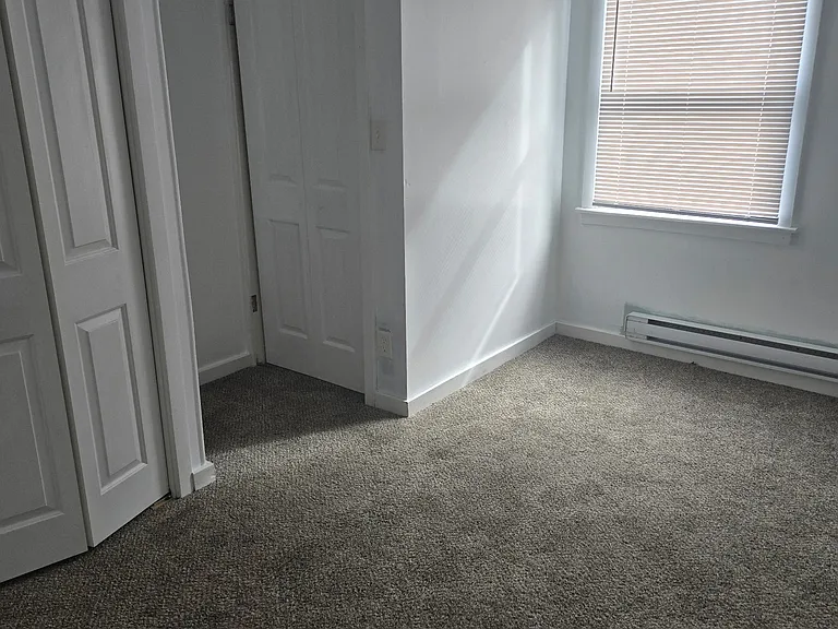 5810 Lincoln Ave — Photo 4