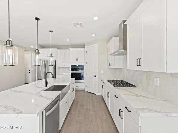309 W ROCK NEEDLE Trail, Apache Junction, AZ 85120