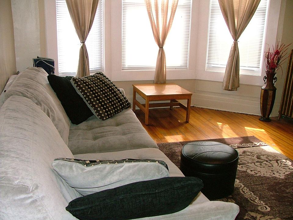 1st image of 781 Madison Ave