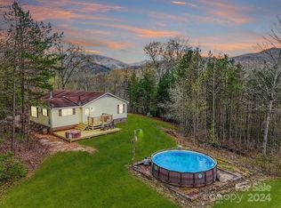 3059 Fontana Rd, Fontana Dam, NC 28733