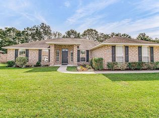 8450 Ferlon Ave, Pensacola, FL 32526