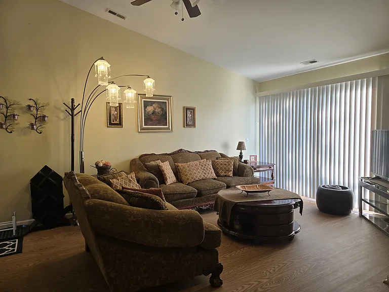 Tv Lounge