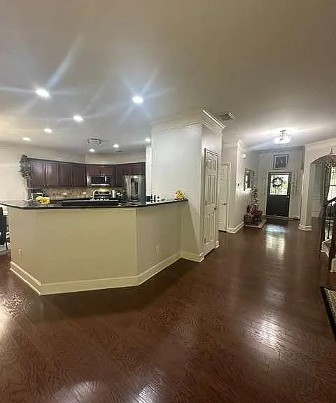 10980 Waters Rd — Photo 18