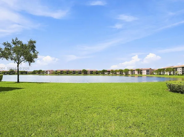 550 SW 138th Ave APT 402K, Pembroke Pines, FL 33027