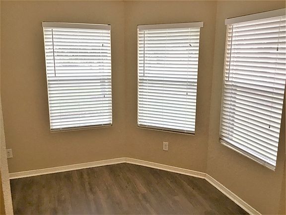 4th image of 7319 Foxbrook Dr