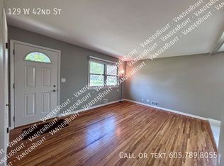 129 W 42nd St, Sioux Falls, SD 57105