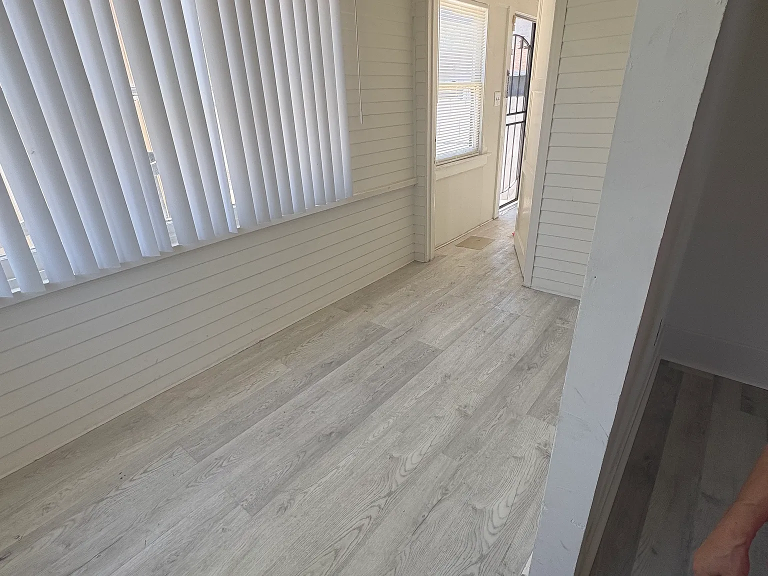 2 bed, 800 sqft, $2,550 — Photo 4