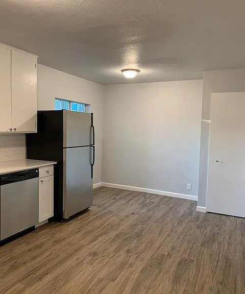 1507 Donaldson Ave — Photo 5