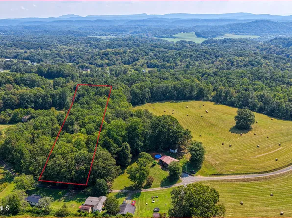 9 Magnolia Rd, Rogersville, TN 37857