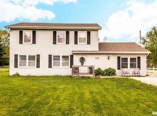 117 Glendale Ln, East Peoria, IL 61611