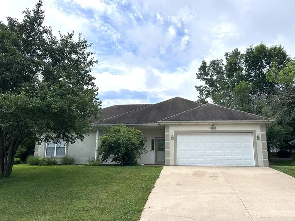 2904 Lake Town Dr, Columbia, MO 65203