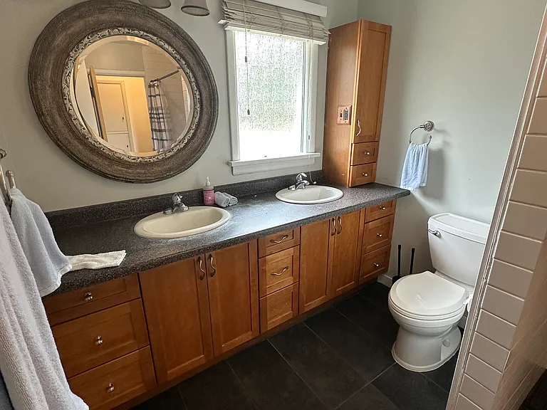 1725 NE Upper Dr — Photo 13