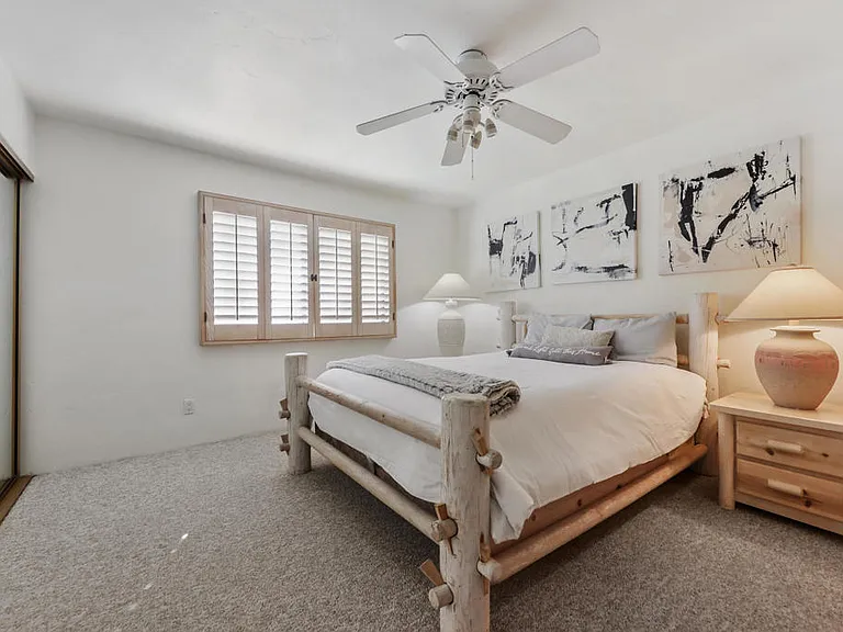 47 Juan Carlos Dr — Photo 23