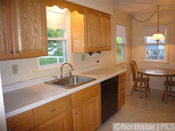 3rd image of 6827 Blaisdell Avenue