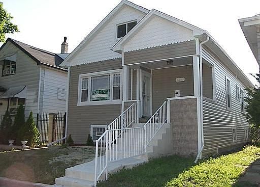 1st image of 2152 N Melvina Ave