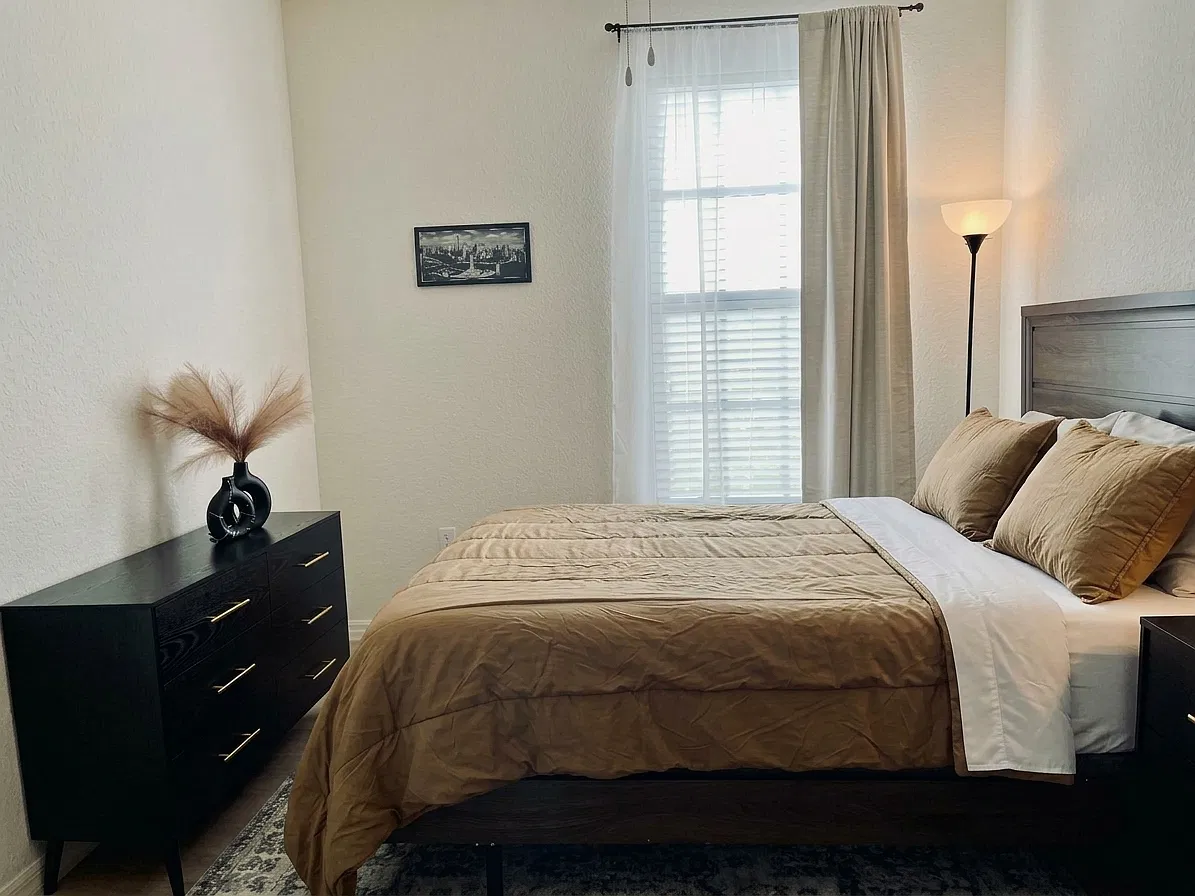 Meadow Lakes Dr, Naples — Photo 2