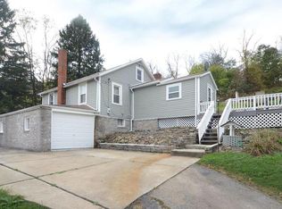 1001 Reno St, Rochester, PA 15074