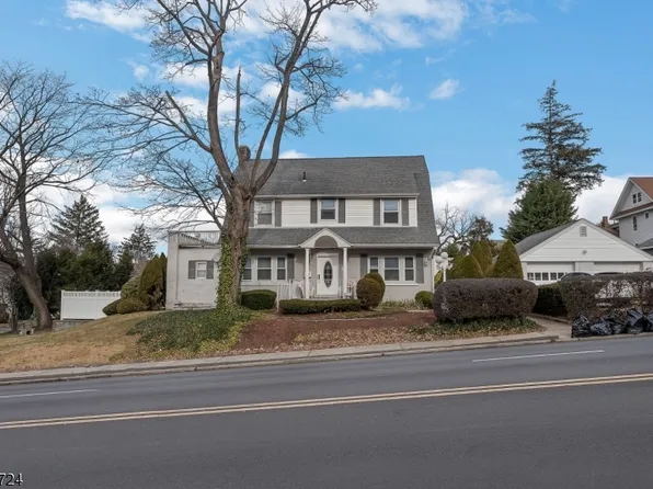335 River Rd, Bogota Boro, NJ 07603