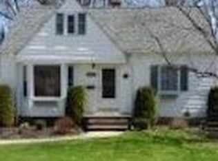 185 Beck Rd, Avon Lake, OH 44012