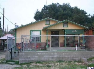 6927 Valmont St, Tujunga, CA 91042