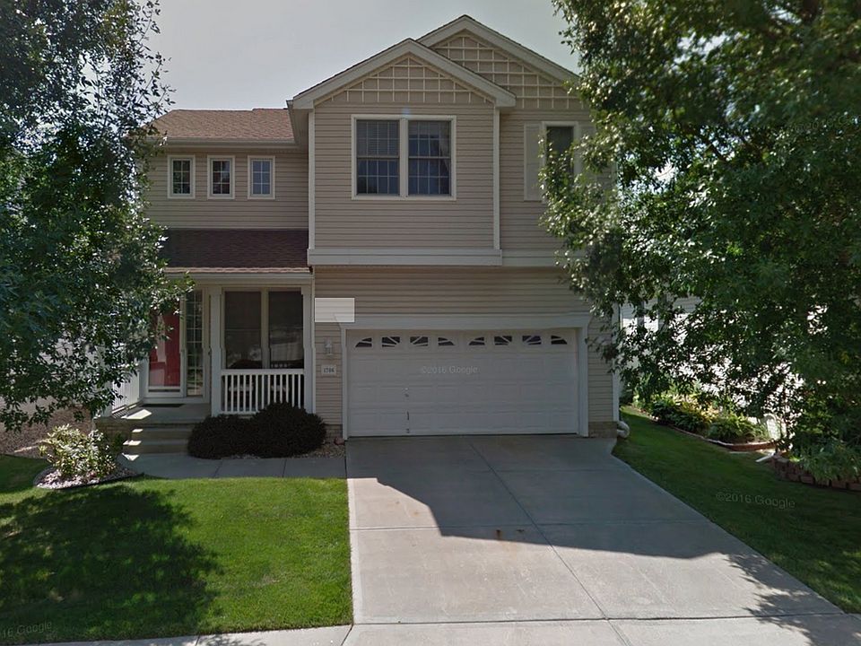 1st image of 1706 S 173rd Ct